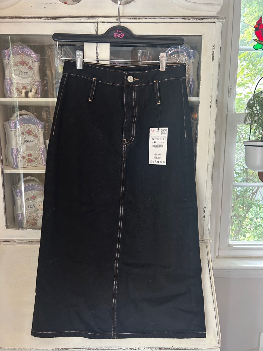 Zara Black Denim Midi Skirt with Contrast Stitching